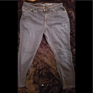 Riders by Lee Midrise Skinny